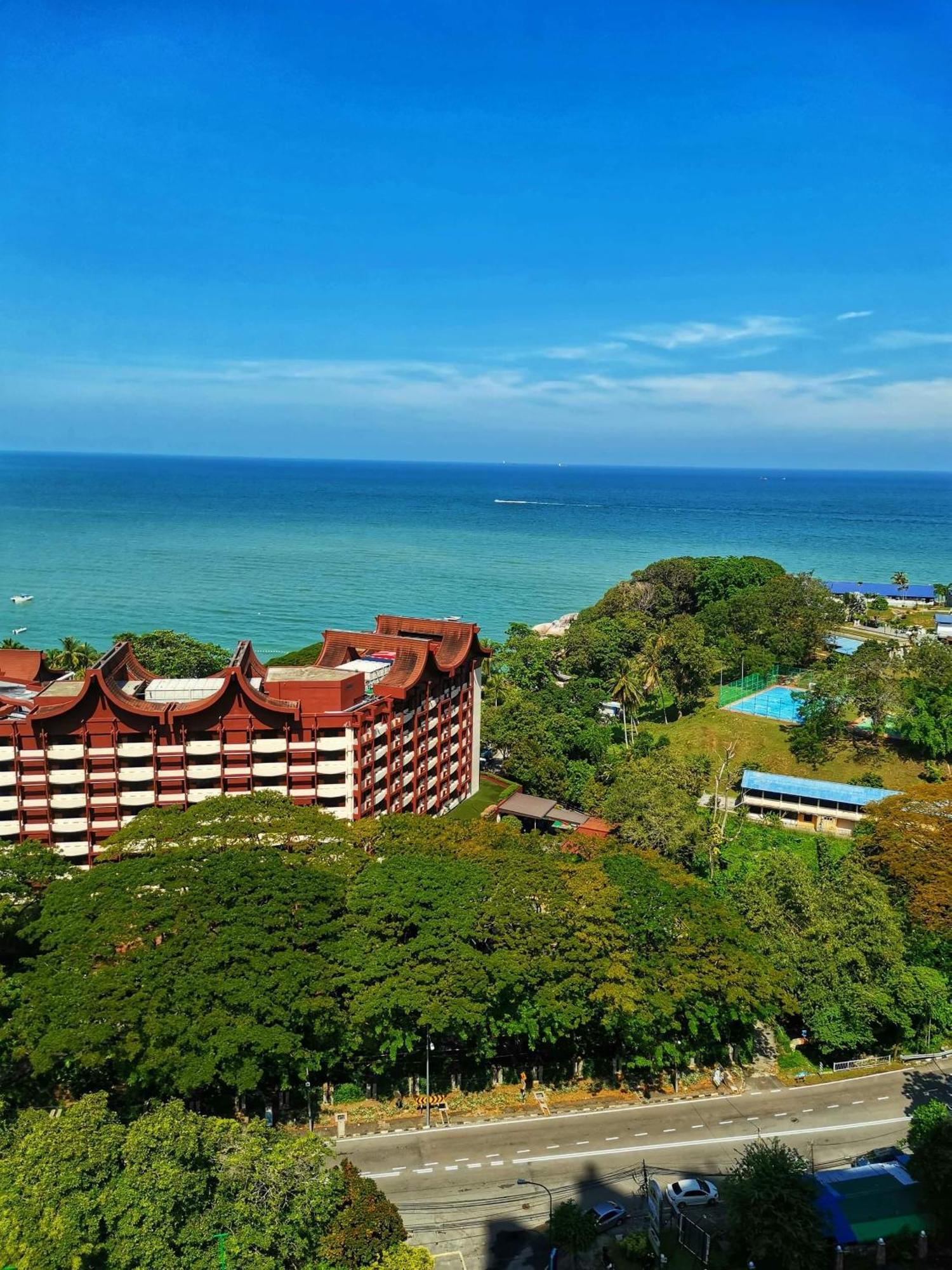 Airbnb At Sri Sayang Batu Ferringhi Beach 외부 사진