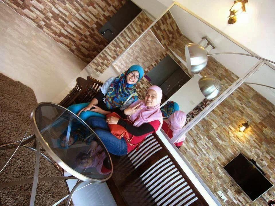 Airbnb At Sri Sayang Batu Ferringhi Beach 외부 사진